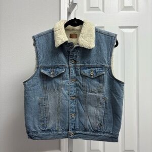 POL Anthropologie Denim Sherpa lined Vest Size S